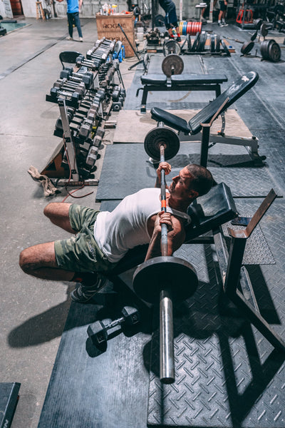 Incline Bench 101: Mastering Bar Positioning | MAX EFFORT MUSCLE SUPERSETS